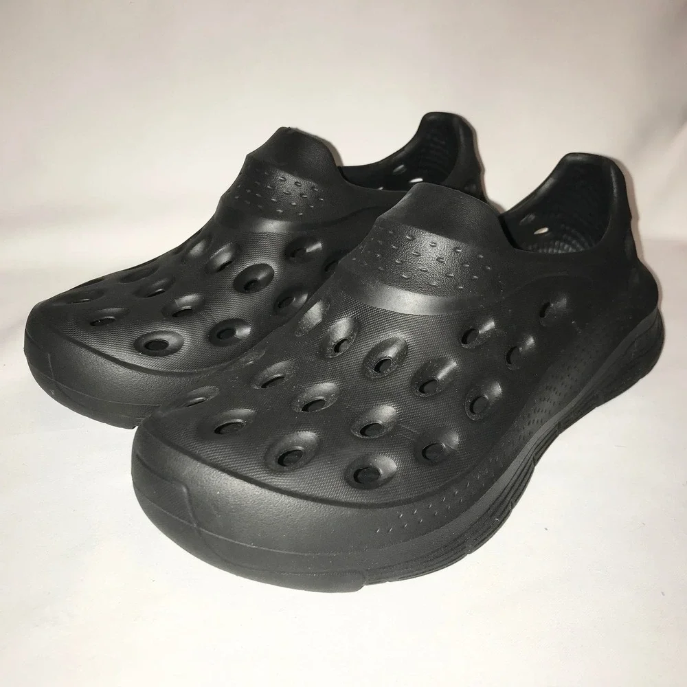 Skechers GO FOAM‎ Arch Fit Black Slip On Clogs Mens 9.5 Womens 11.5 Lux Foam